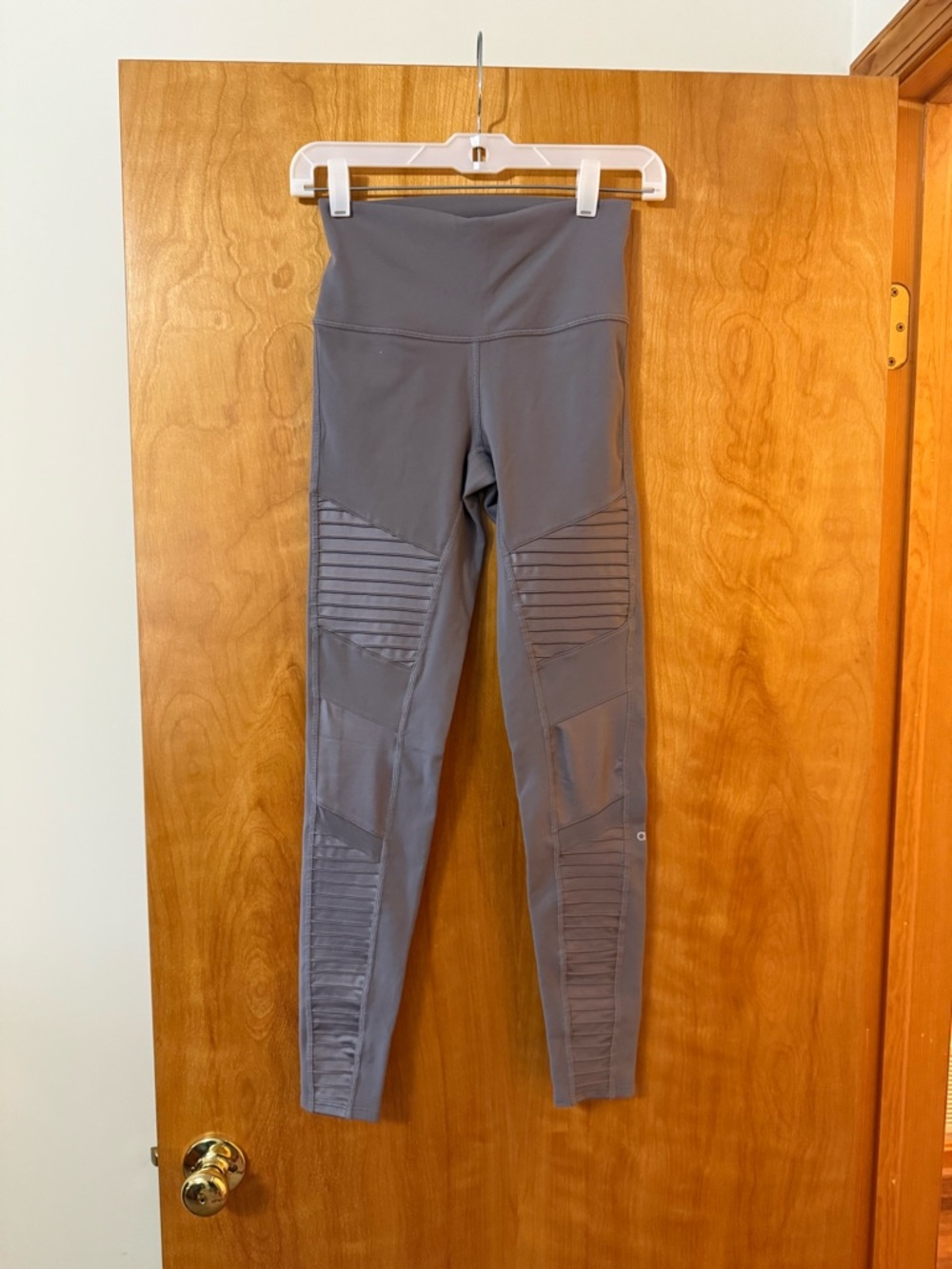 Alo Yoga High-Waist Moto Legging Pin-tucked Panel Purple Dusk Leggings NWT Small